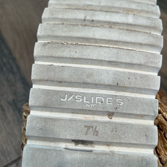 J Slides NYC Tan Raffia Gold Accent Leather Size 7.5 - Picture 8 of 10